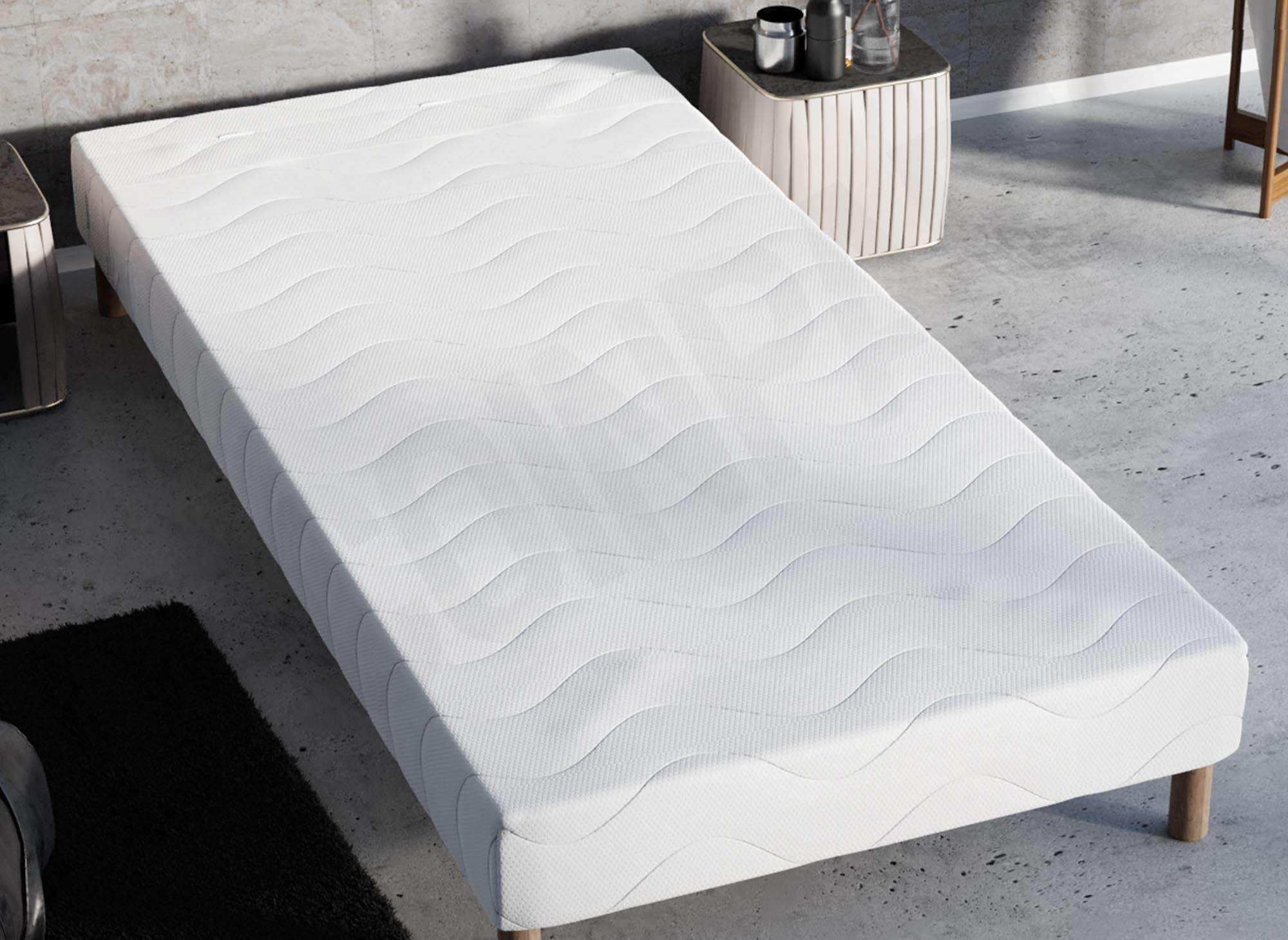 Sommier tapissier 90 x 200 cm + 4 pieds