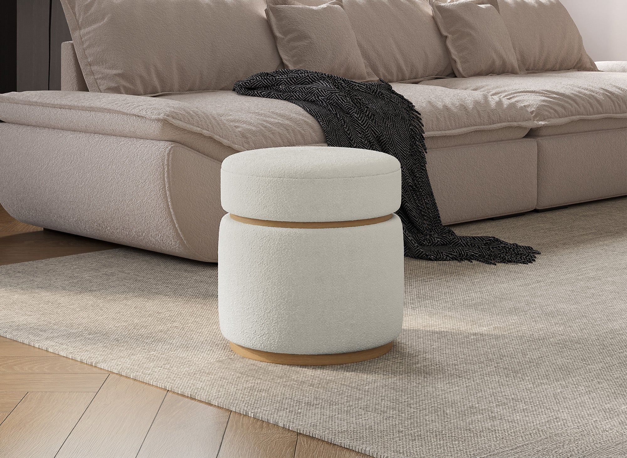 Pouf design en tissu effet peau de mouton blanc écru et bois clair DIVA