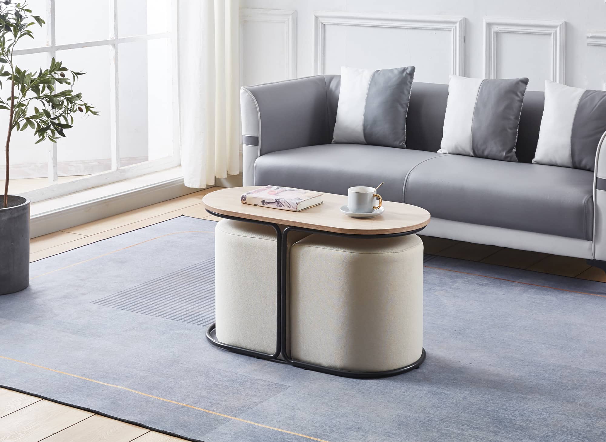 Ensemble table basse couleur bois avec 2 poufs en tissu beige JUDITH