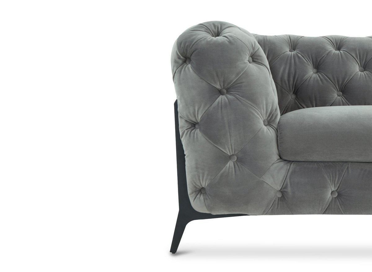 Canapé d'angle fixe capitonné chesterfield velours gris CARMEN - DécoInParis