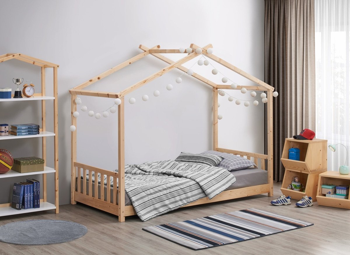Lit cabane Montessori NIDOU à barreaux en bois naturel 90x190, chambre d'enfant