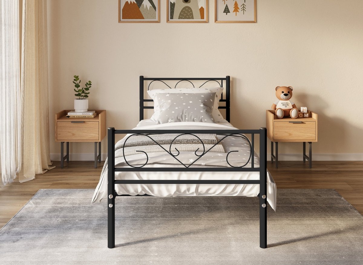 Lit simple en métal noir LUCINA 90 x 190 cm - DécoInParis