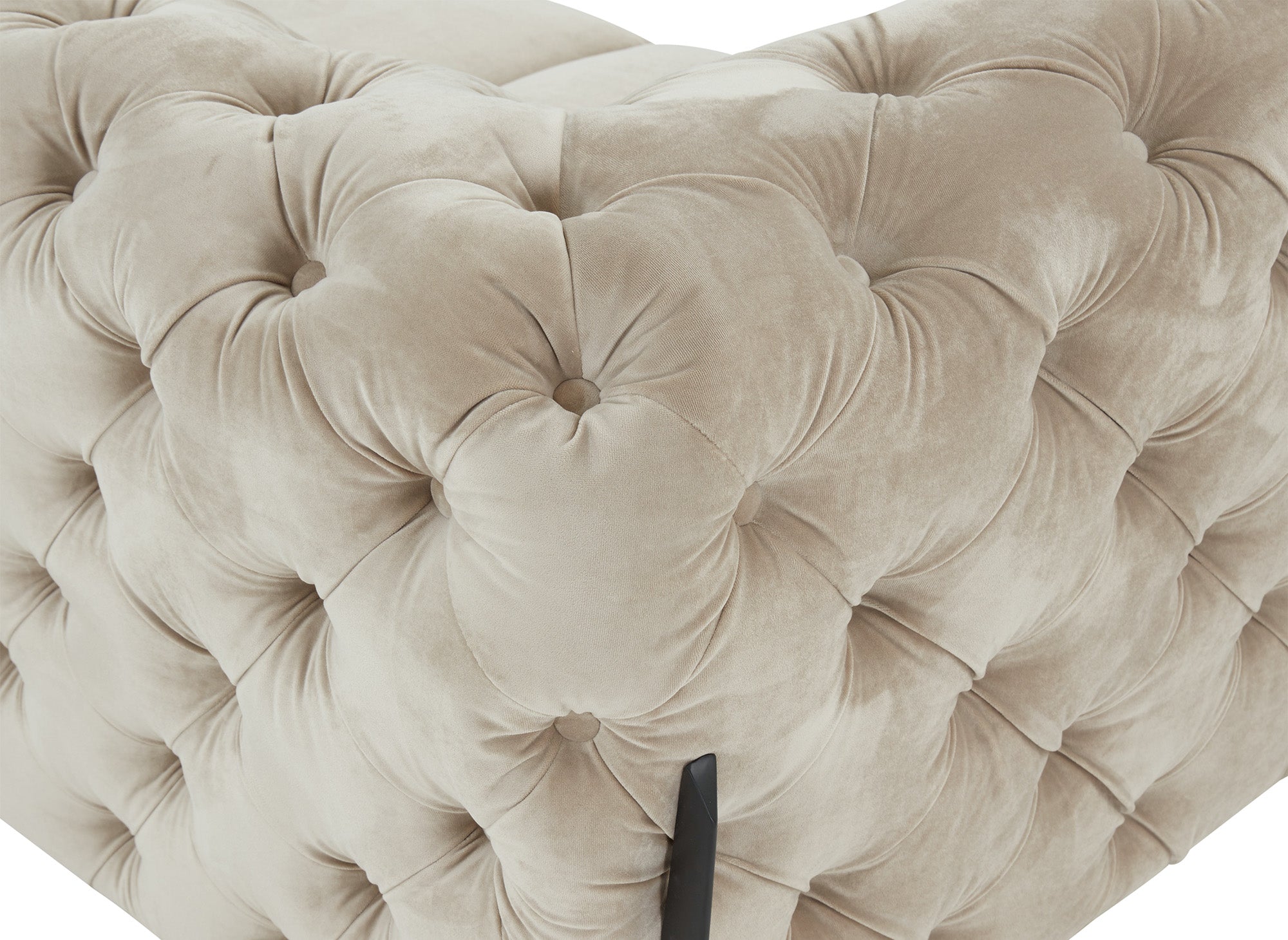 Canapé 2 places capitonné chesterfield velours beige CARMEN