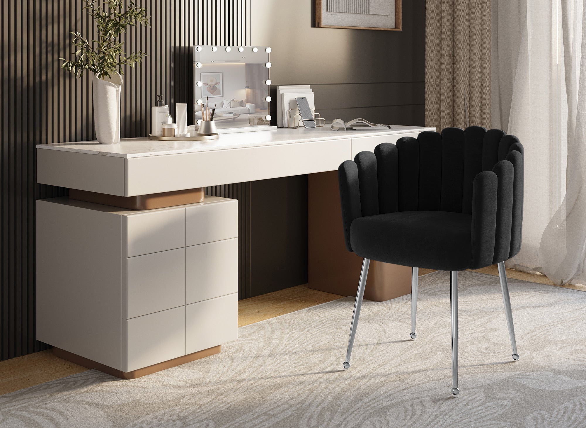 Chaise en velours noir pieds en métal argenté HAYDEN