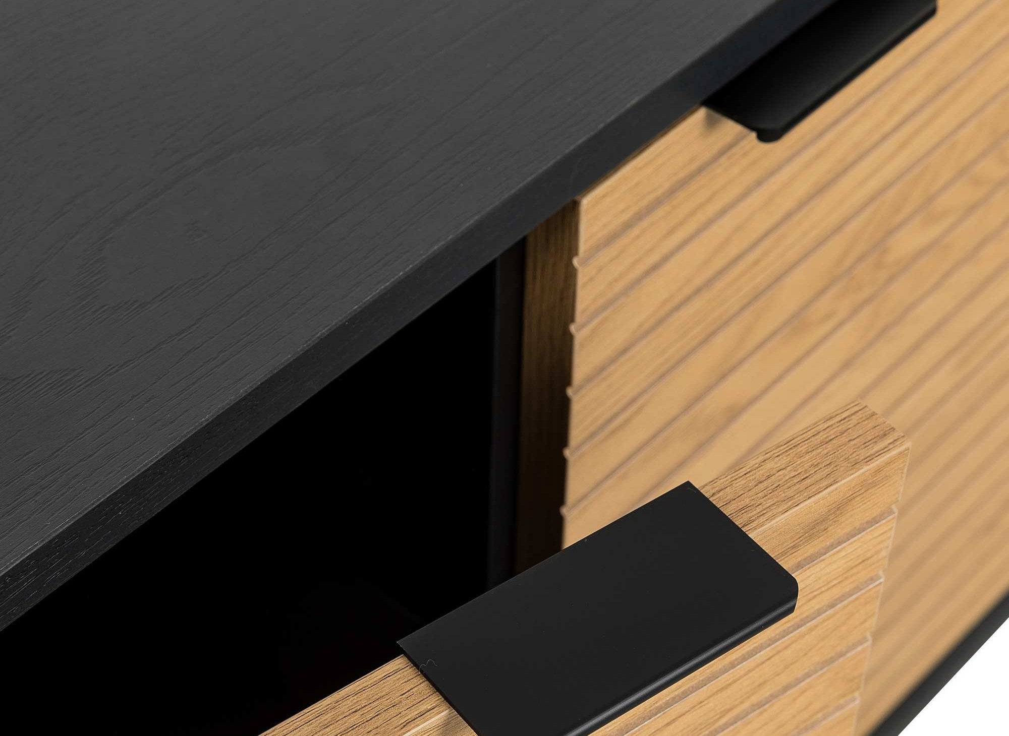 Buffet en enfilade 3 tiroirs 2 portes en bois clair et métal noir TISSIA