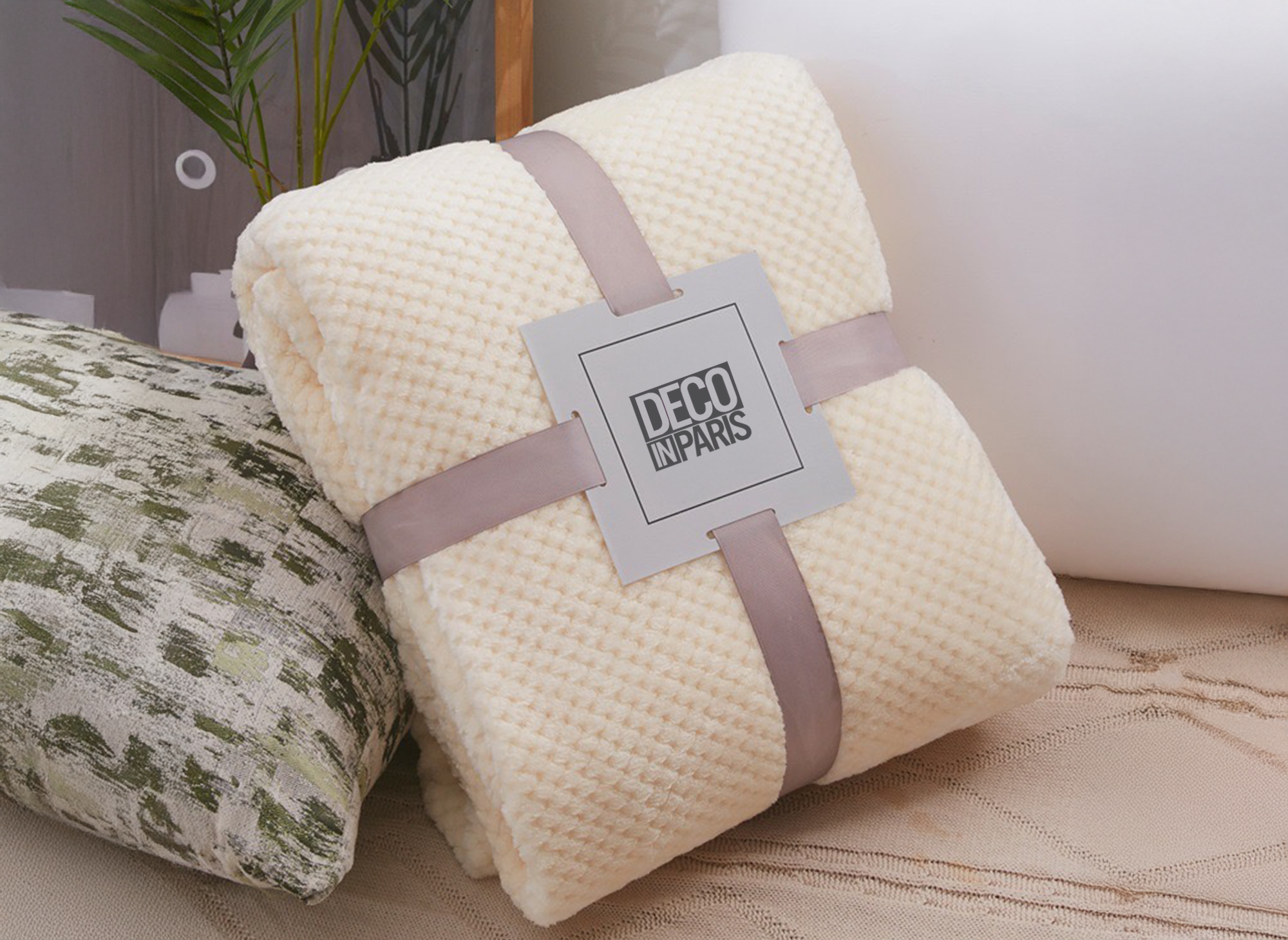 Plaid à franges en tissu effet cachemire beige 150x200 cm OTYS