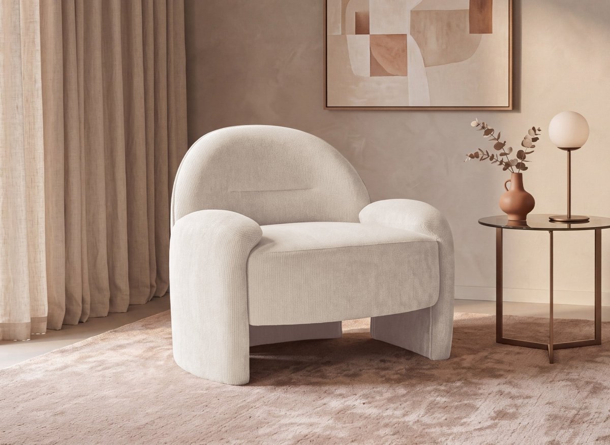 Poltrona in velluto beige MAKO - DécoInParis