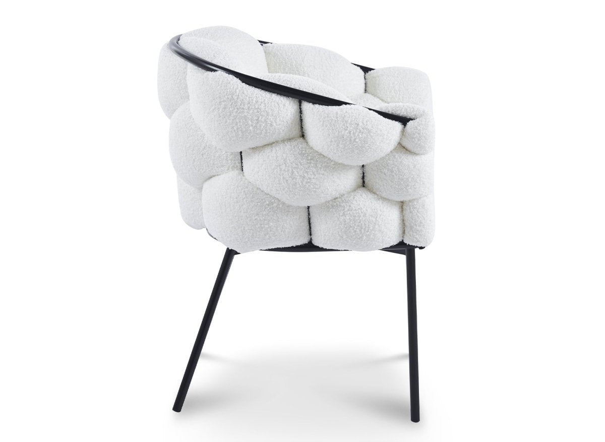 Lot de 2 chaises effet peau de mouton blanc pieds en métal noir CHARLOTTE - DécoInParis