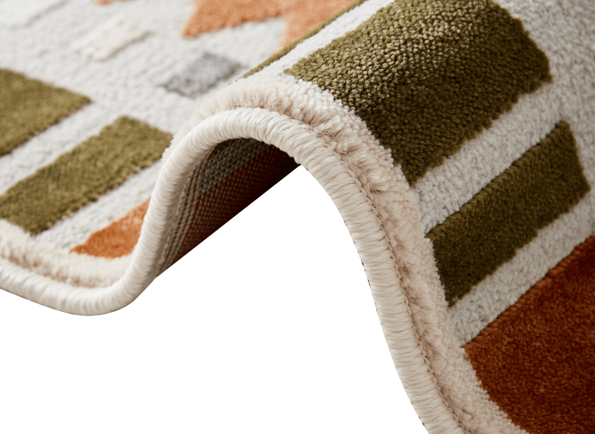 Tapis terracotta à motifs géométriques verts et beige 160 x 230 cm SAHEL - DécoInParis